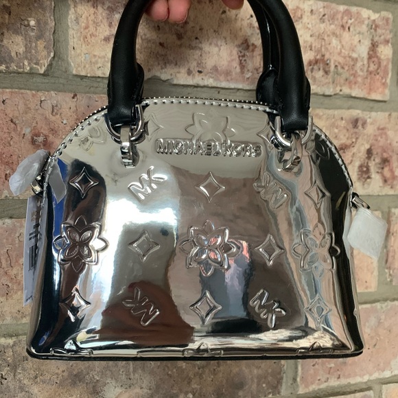 Beautiful mini bag🌸 - Picture 4 of 6